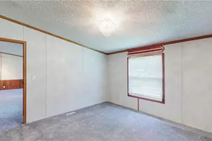1125 S Johnson Rd, Sebring, OH 44672 - Photo 15