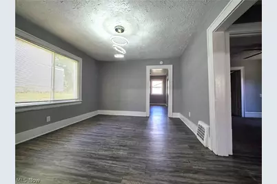 432 Fuller Street, Akron, OH 44306 - Photo 5
