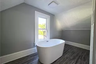 432 Fuller St, Akron, OH 44306 - Photo 11
