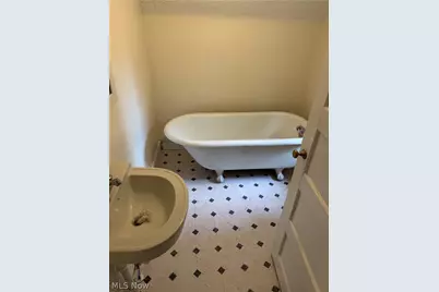 1372 Andrus Street, Akron, OH 44301 - Photo 13
