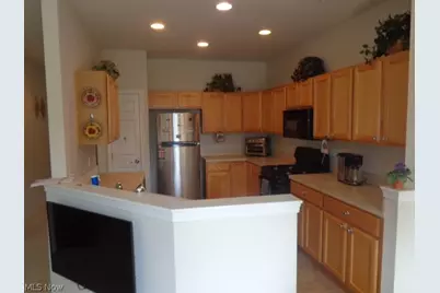 9345 Norwich Place, North Ridgeville, OH 44039 - Photo 15