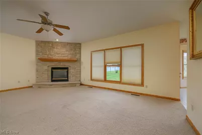 767 Mesa Verde Drive, Barberton, OH 44203 - Photo 9