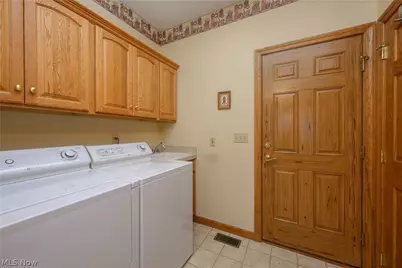 767 Mesa Verde Drive, Barberton, OH 44203 - Photo 15