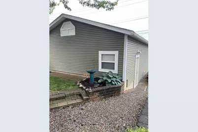 809 N 10th Street, Cambridge, OH 43725 - Photo 15