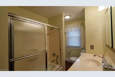 809 N 10th Street, Cambridge, OH 43725 - Photo 15