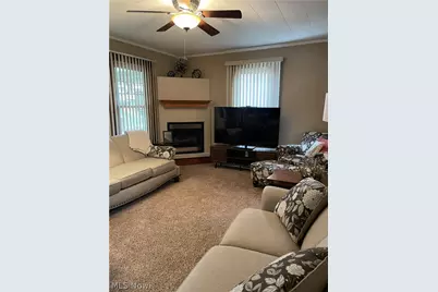809 N 10th Street, Cambridge, OH 43725 - Photo 3