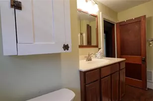 809 N 10th St, Cambridge, OH 43725 - Photo 17