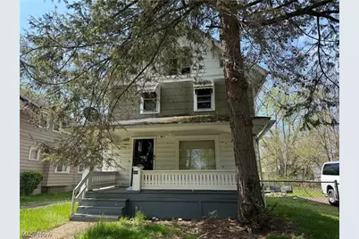 654 Carpenter Street, Akron, OH 44310 - Photo 1