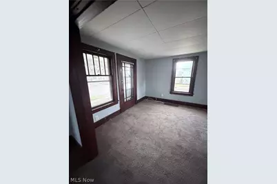 999 Avon Street, Akron, OH 44310 - Photo 3