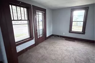 999 Avon St, Akron, OH 44310 - Photo 3