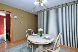594 Terra Ln, Amherst, OH 44001 - Photo 13
