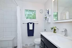 594 Terra Ln, Amherst, OH 44001 - Photo 23
