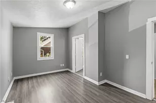 980 Pardee Ave, Akron, OH 44306 - Photo 29