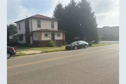 309 E 1st Street, Uhrichsville, OH 44683 - Photo 3