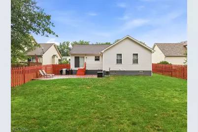 891 Jerry Drive, Hubbard, OH 44425 - Photo 5