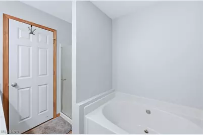 891 Jerry Drive, Hubbard, OH 44425 - Photo 21
