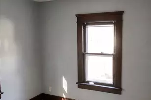 847 Carlysle St, Akron, OH 44310 - Photo 17