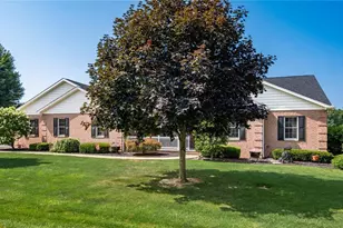 3660 Michelle Ln, Zanesville, OH 43701 - Photo 3