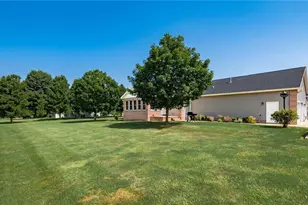 3660 Michelle Ln, Zanesville, OH 43701 - Photo 49