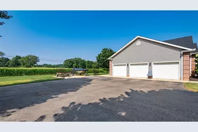 3660 Michelle Lane, Zanesville, OH 43701 - Photo 7