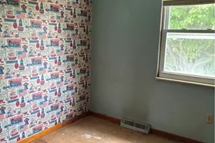 203 W Parkway Dr, Madison, OH 44057 - Photo 9