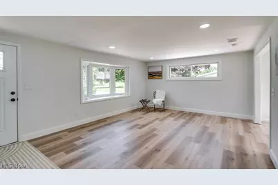 1560 Evergreen Drive, Streetsboro, OH 44241 - Photo 5