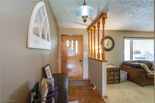 1204 Taplin Ave, New Franklin, OH 44319 - Photo 3