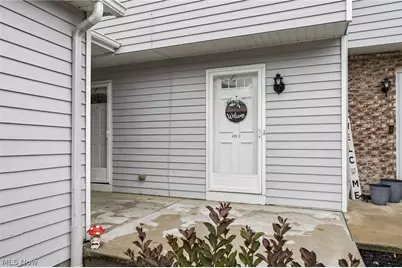 435 Abbeyville Road #E 5, Medina, OH 44256 - Photo 3