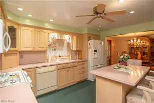 5345 Schario Rd NW, Canton, OH 44718 - Photo 15