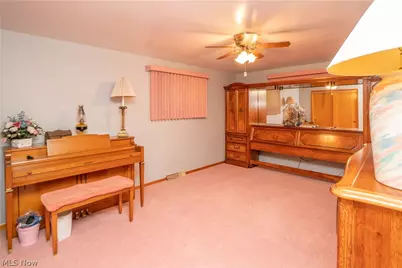 5345 Schario Road NW, Canton, OH 44718 - Photo 25