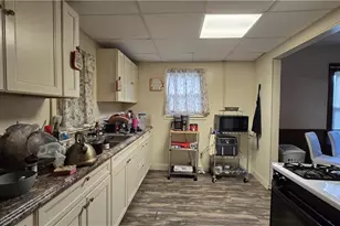 442 Poland Ave, Struthers, OH 44471 - Photo 11