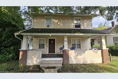 442 Poland Avenue, Struthers, OH 44471 - Photo 1