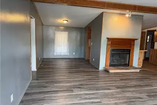 408 Compass Cir SE, New Philadelphia, OH 44663 - Photo 3