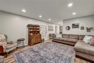11523 Auburn Rd, Chardon, OH 44024 - Photo 15