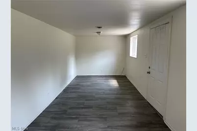 5885 Youngstown Hubbard Road #6, Hubbard, OH 44425 - Photo 3