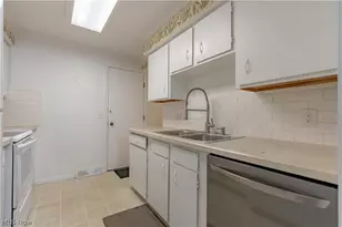 1856 Beechwood Ave NE, North Canton, OH 44720 - Photo 9