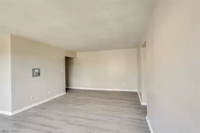 2885 Hampton Road, Loveland, OH 44120 - Photo 3
