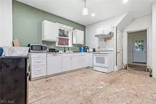 105 W Harrison St, Alliance, OH 44601 - Photo 11