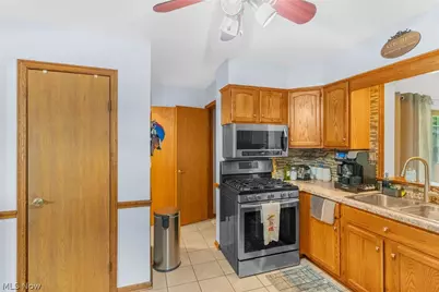 142 S Navarre Avenue, Austintown, OH 44515 - Photo 13