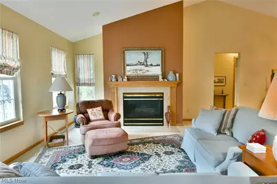 109 Saw Mill Bend, Chardon, OH 44024 - Photo 7