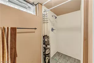 1030 W 29th St, Lorain, OH 44052 - Photo 29