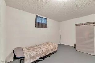 1030 W 29th St, Lorain, OH 44052 - Photo 27