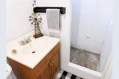 3425 Kirk Road, Youngstown, OH 44511 - Photo 27