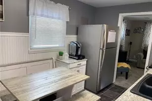 256 S Roanoke Ave, Austintown, OH 44515 - Photo 7