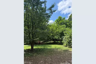 327 S 3rd Street, Coshocton, OH 43812 - Photo 3