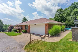 570 East St, East Palestine, OH 44413 - Photo 15