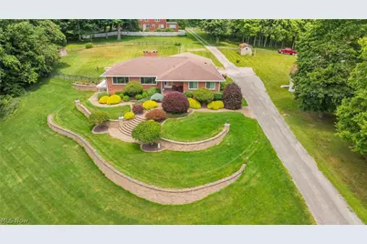 570 East Street, East Palestine, OH 44413 - Photo 9