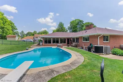 570 East Street, East Palestine, OH 44413 - Photo 17