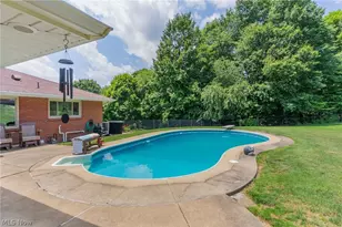570 East St, East Palestine, OH 44413 - Photo 17