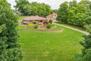 570 East St, East Palestine, OH 44413 - Photo 3